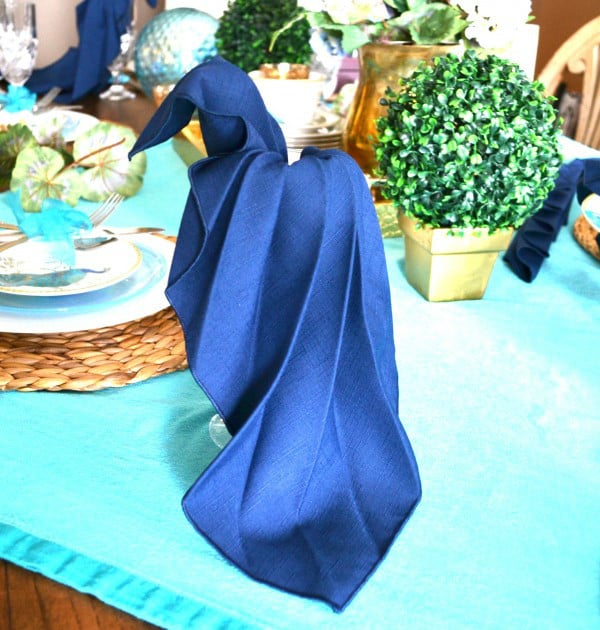 Peacock Napkin Fold