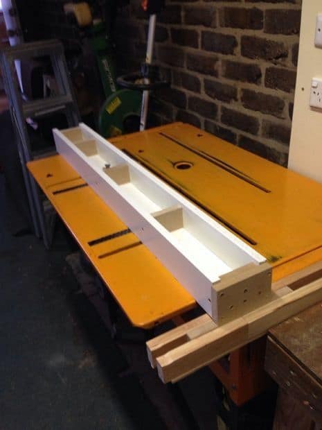 Sliding T-Square Table Saw Fence