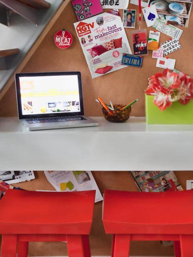 Space-Saving DIY Floating Desk