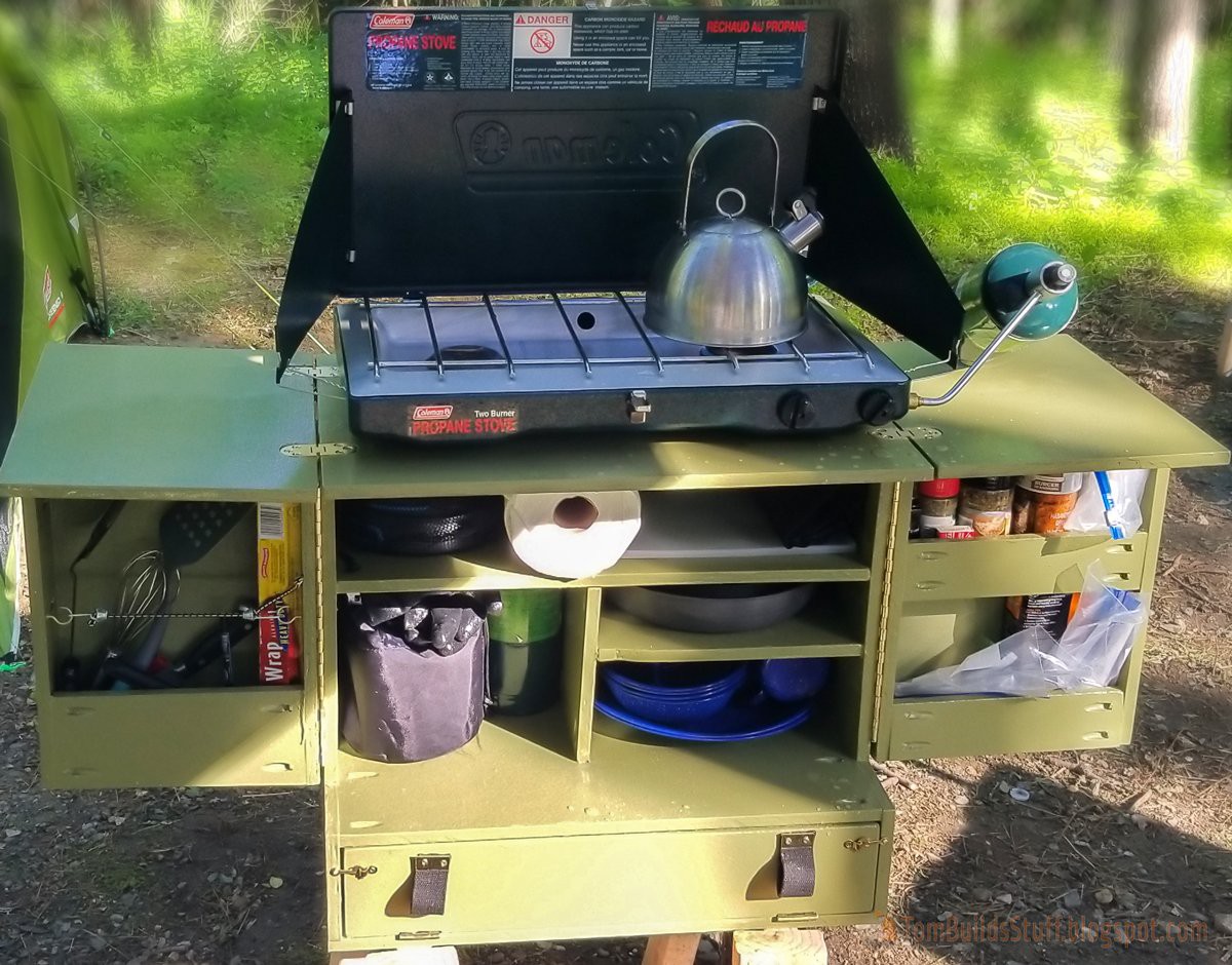 2. Simple DIY Camp Kitchen