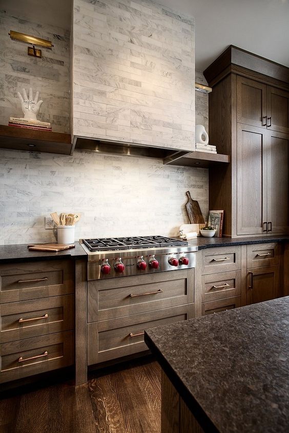 23.Transitional Kitchen Design