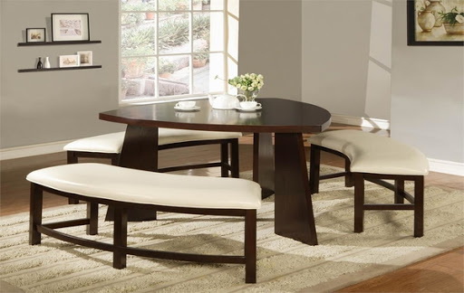 24. TRIANGULAR ELEGANCE TABLE