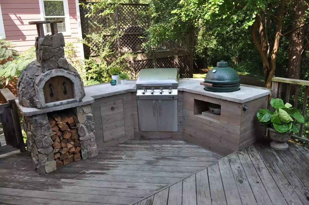 10. Concrete DIY Outdoor Kitchen