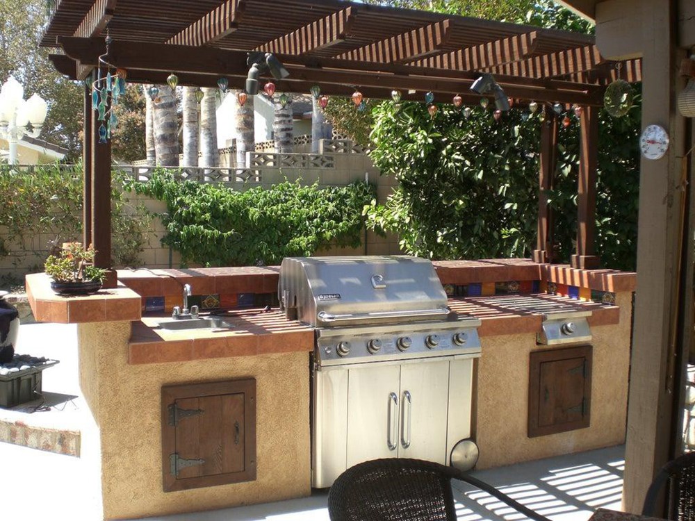 11. Large DIY Outdoor Kitchen