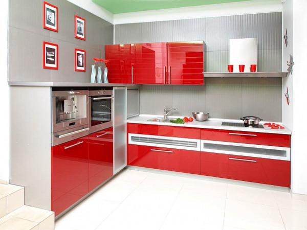 23. Décor De Cuisine Gris Clair Et Rouge