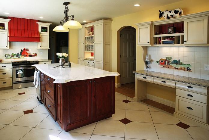 3. Modern Kitchen With Farmhouse Feel