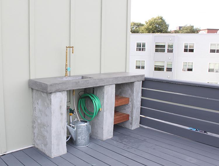 4. Concrete Countertop DIY Outdoor Kitchen