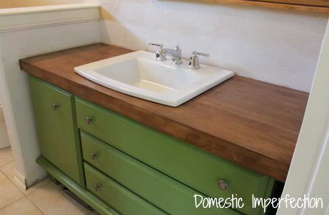 4. DIY Wood Flooring Countertop
