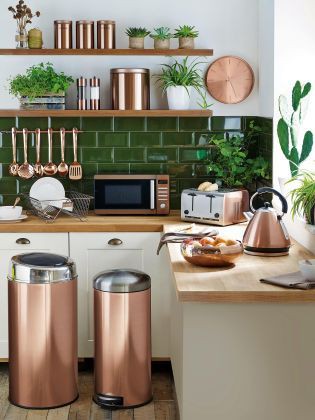 25 Copper Kitchen Decor Ideas That Are Stunningly Beautiful - Copper Wall Decor For Kitchen