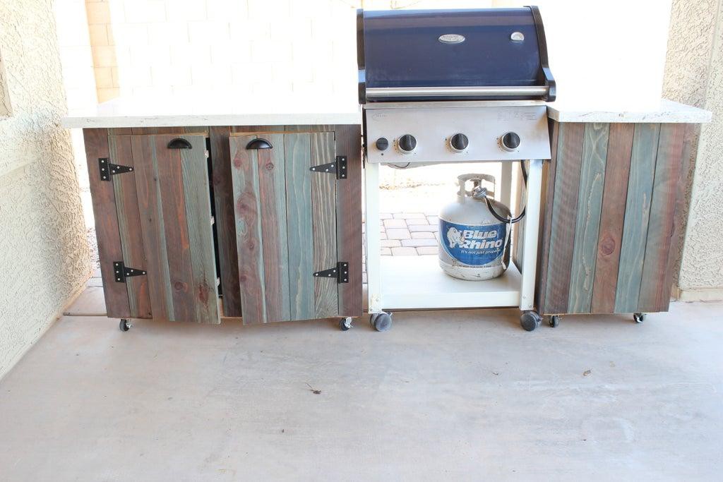 6. DIY Budget-Friendly Outdoor Kitchen