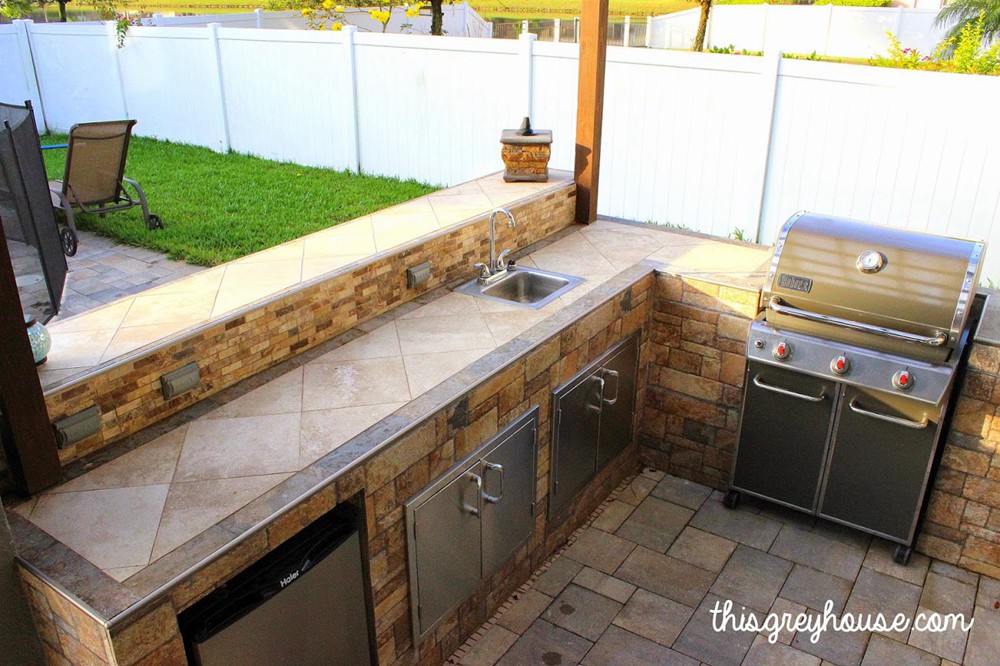 9. DIY Outdoor Kitchen