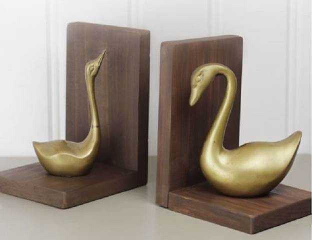 1. DIY Simple Bookends