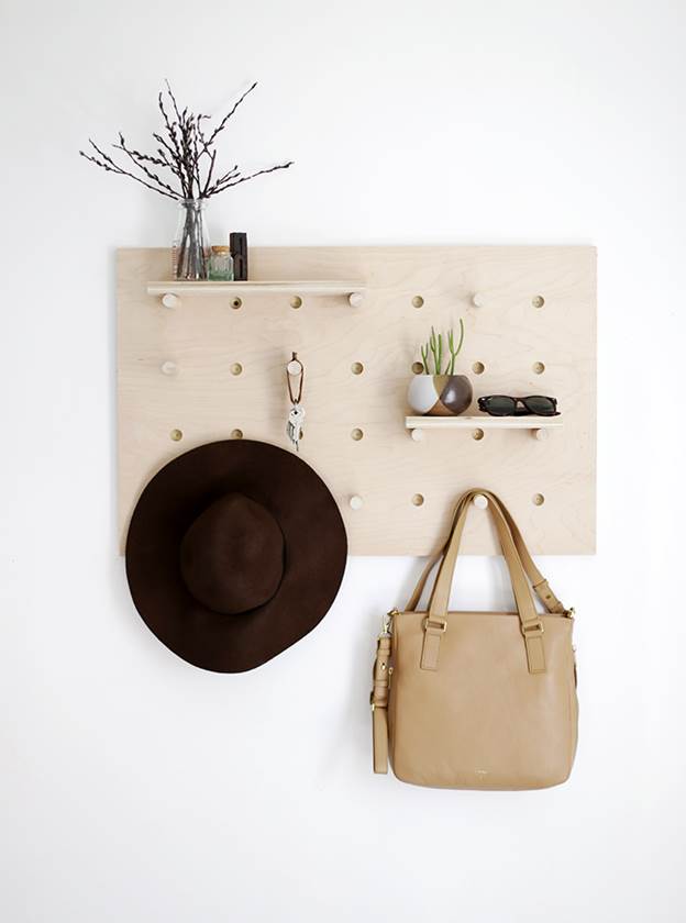 12-DIY-Pegboard-Wall-Organizer