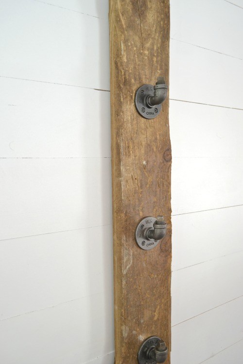 15-Industrial-Hat-Rack-DIY