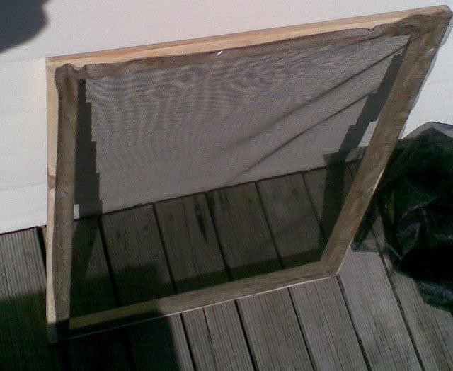 15. Low-budget Window Screen DIY