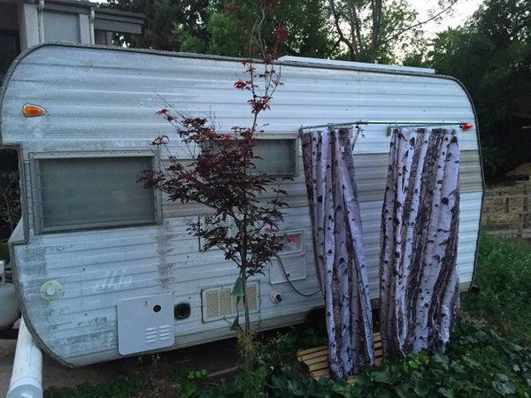 2. Easy Hanging Outdoor Shower stall