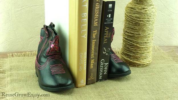 29. Kids Boot Bookends DIY