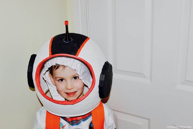 8. DIY Space Helmet For Your Kid