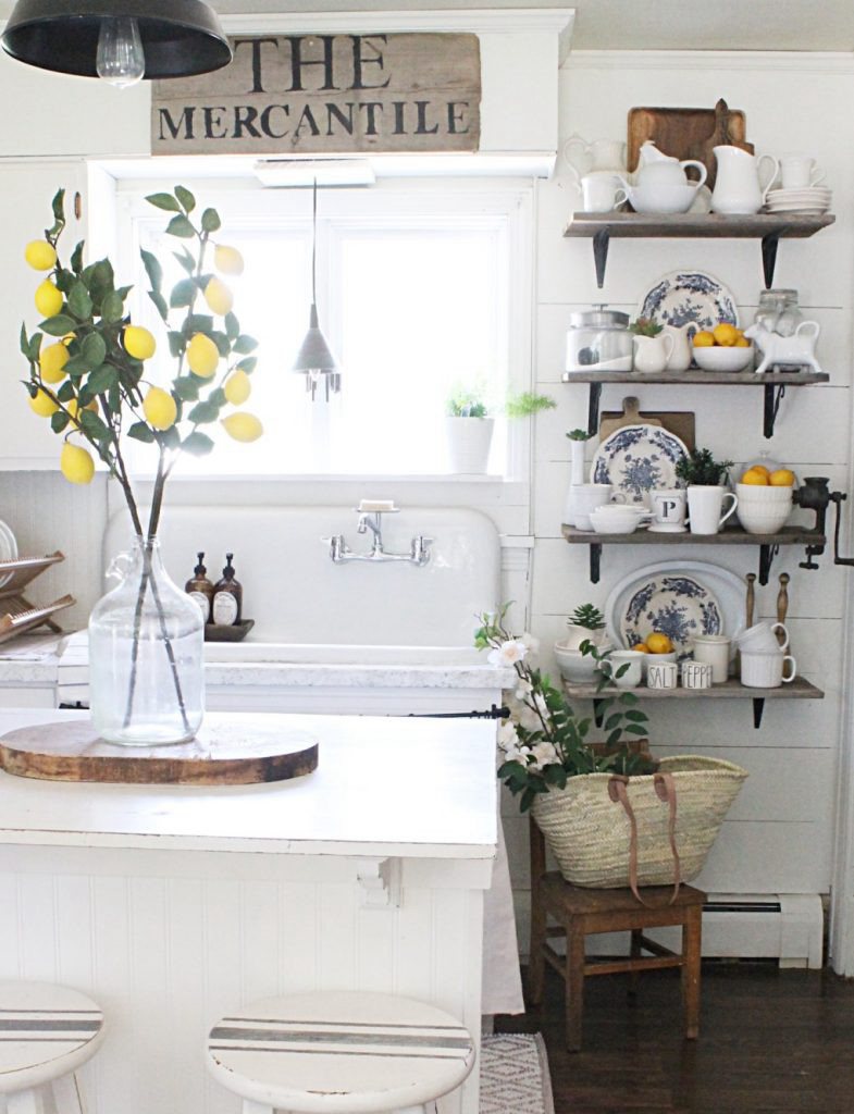 8. Lemon Kitchen Decor