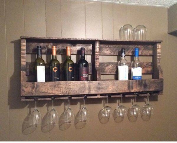 9. DIY Wood Pallet Wine Rack