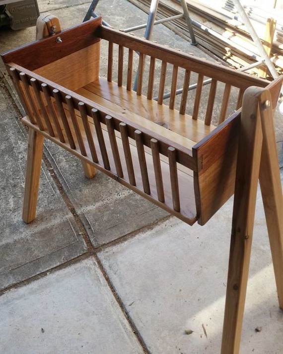 1-How-To-Build-A-Bady-Wooden-Bassinet