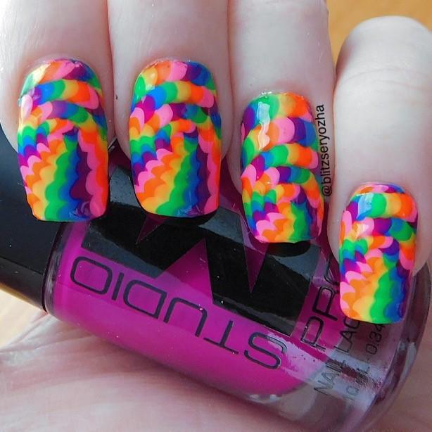 10-Optical-Illusion-Nail-Stickers-DIY