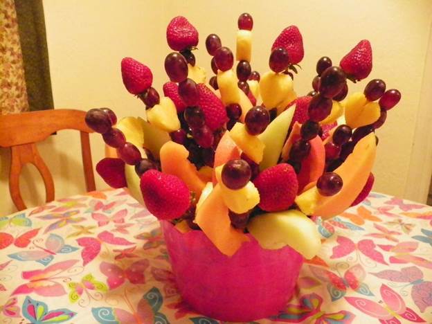 15-DIY-Fruit-Bouquet
