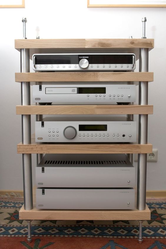 16-Wood-And-Aluminum-Audio-Rack-Idea