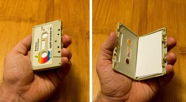 18-DIY-Cassette-Tape-Business-Card-Holder