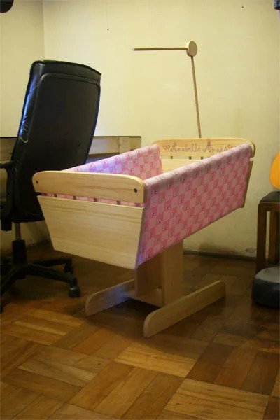 19-DIY-Baby-Bassinet