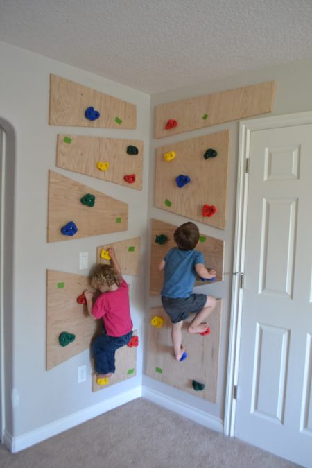 2-DIY-Climbing-Wall