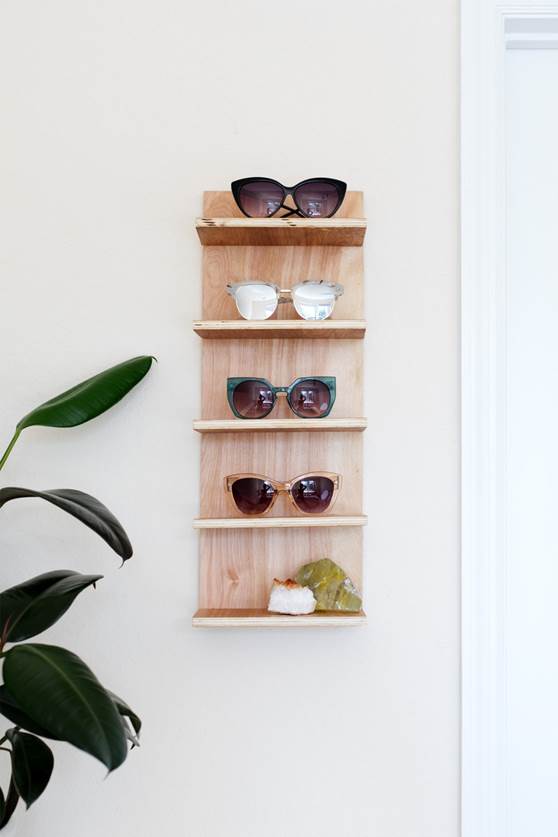 2-Renter-Friendly-DIY-Sunglasses-Holder