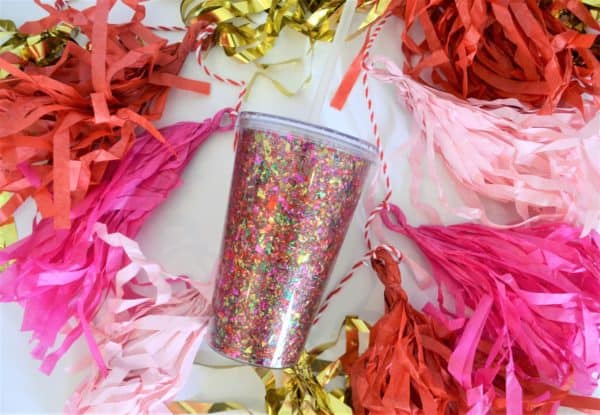 5-DIY-Confetti-Decorated-Tumbler