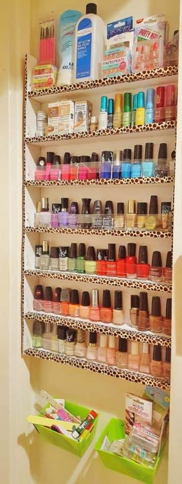 6-DIY-Nail-Polish-Display