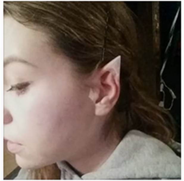 7-How-To-Make-Elvish-Elf-Ears-With-Tape
