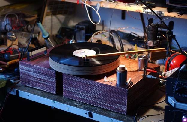 8-DIY-Turntable