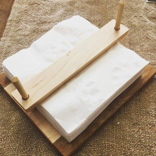 8-Simple-Napkin-Holder-DIY