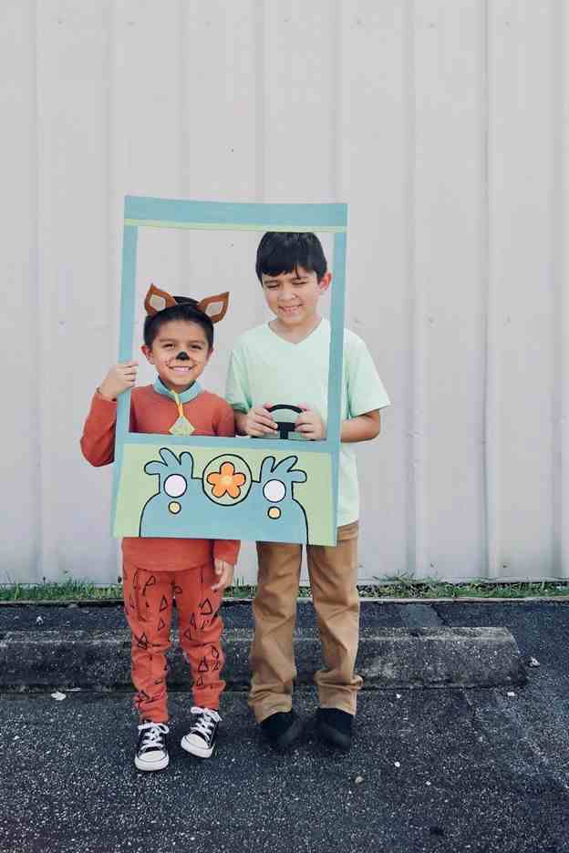 1. DIY Scooby Doo And Shaggy Costume