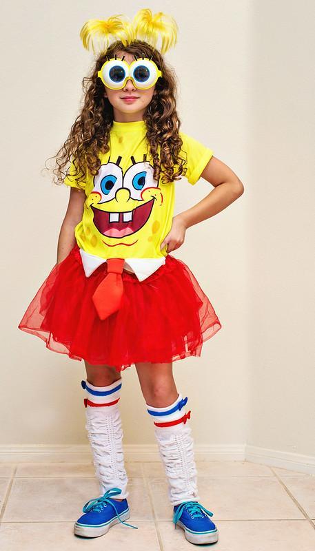 10. DIY Halloween Spongebob Costume