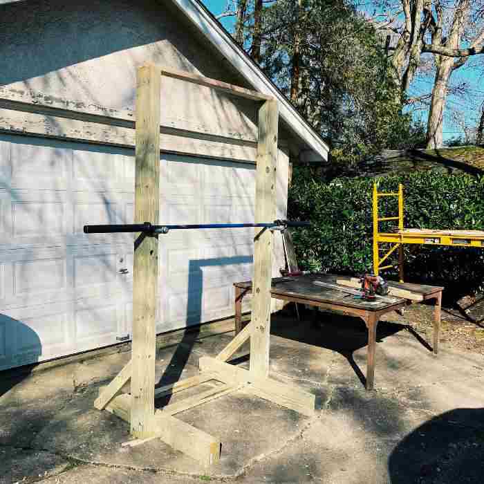 14.DIY Home Squat Rack