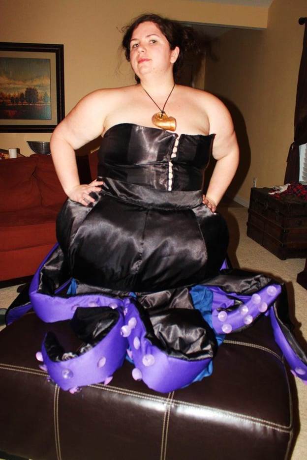 2-DIY-Ursula-Costume