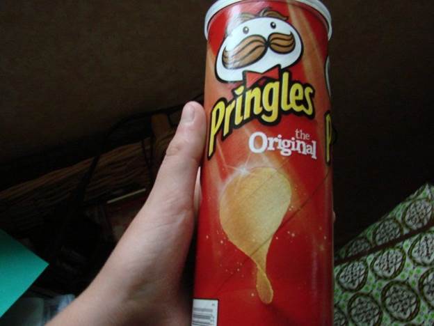 20. DIY Pringles Quiver