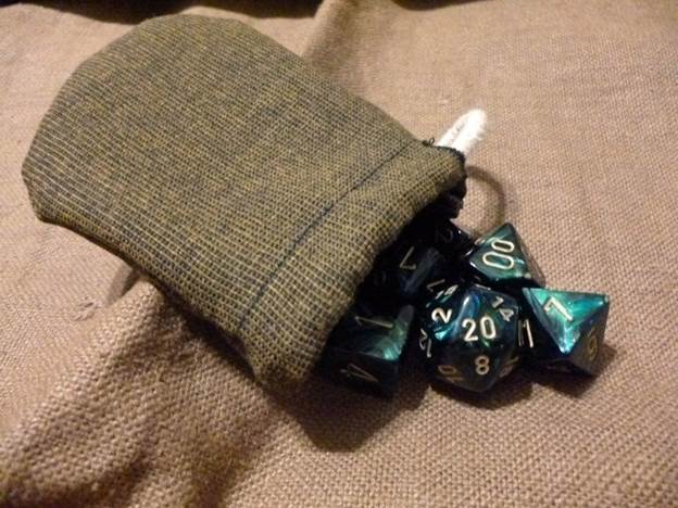 3-DIY-Rustic-Dice-Bag