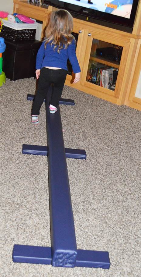 6-DIY-Balance-Beam-For-Kids