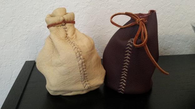 8-Skyrim-Inspired-Leather-Dice-Bag