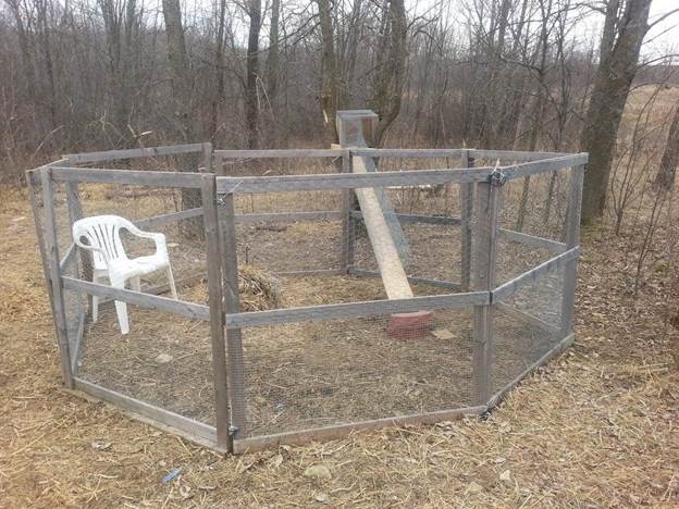 8. DIY Rabbit Playpen