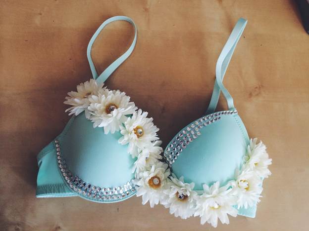 9-DIY-Rave-Bra