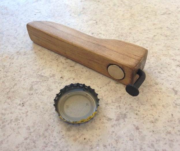 10-DIY-Nail-Bottle-Opener