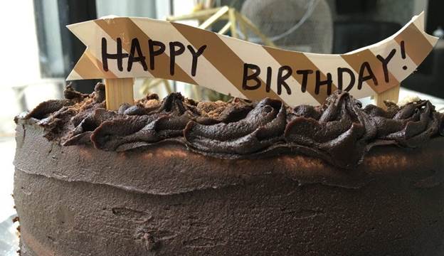 15-DIY-Cake-Topper