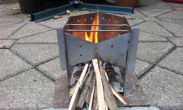 20-DIY-Wood-Burning-Camp-Stove
